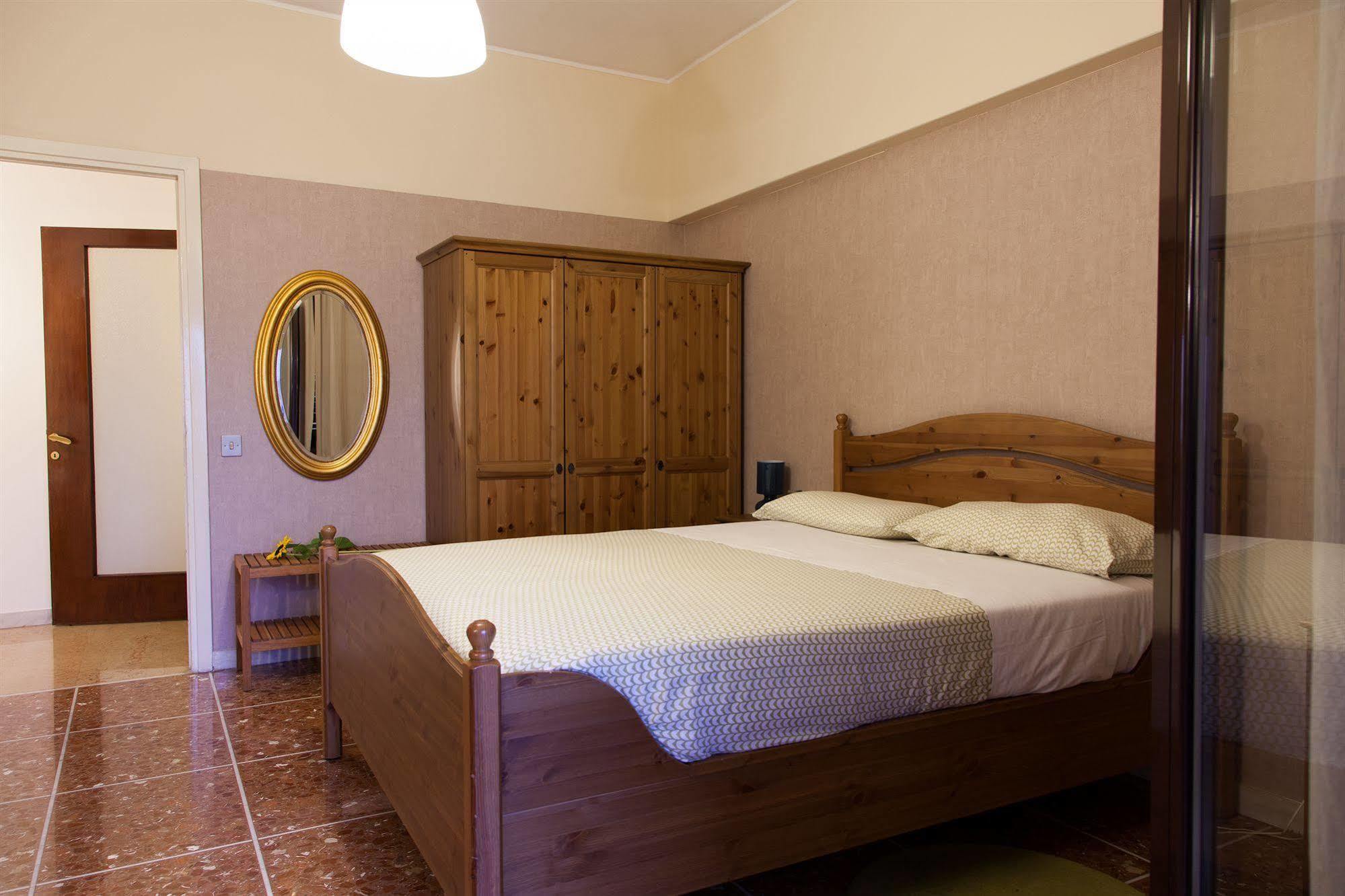 Bed and Breakfast Santa Croce Rzym Zewnętrze zdjęcie
